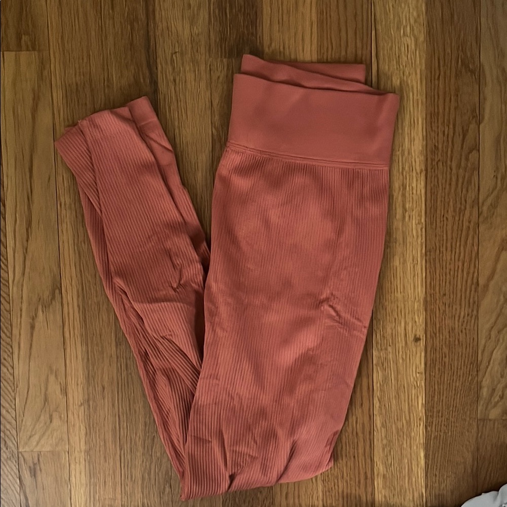 Women’s Ribbed Leggings